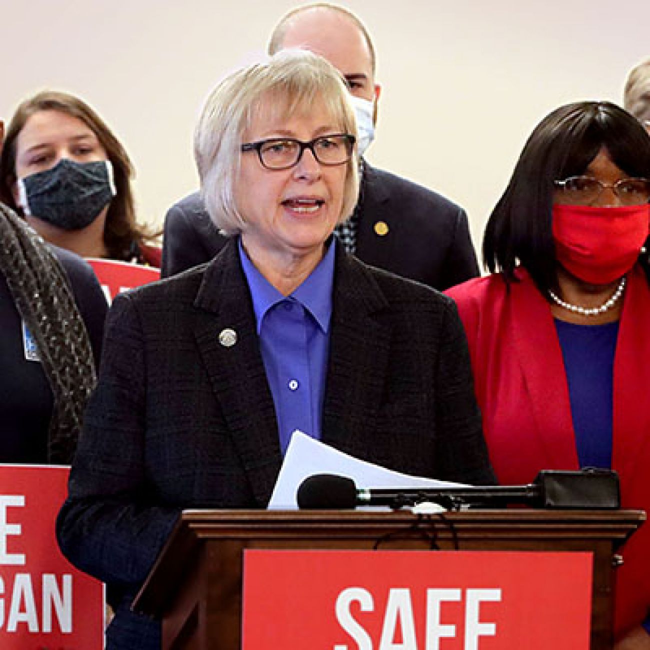 Rosemary Bayer at a press conference