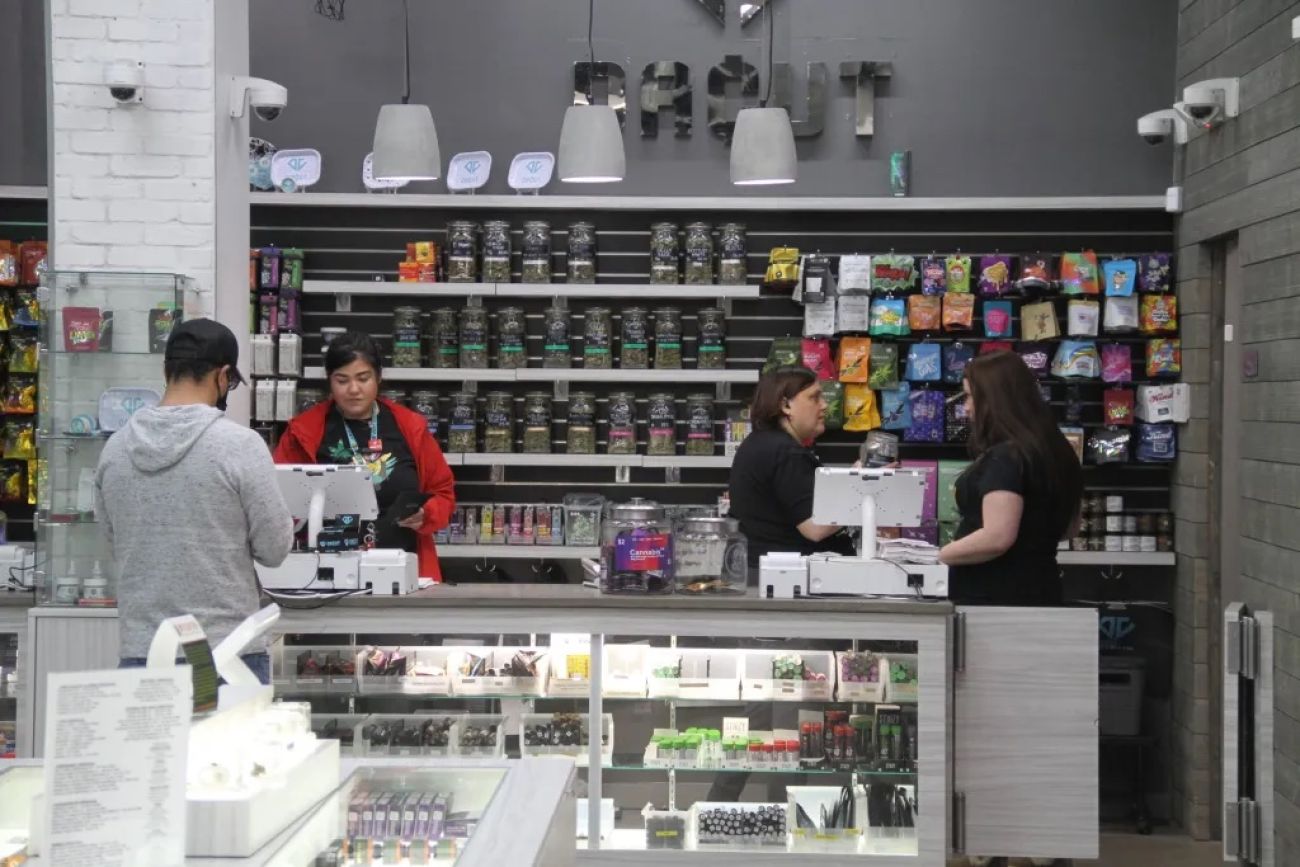 People shopping at DaCut dispensary in Detroit