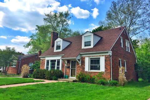 A neat suburban house in Michiga